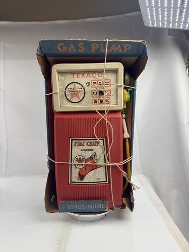 Vintage 1960s Texaco Fire Chief Toy Gasoline Pump BANK WORKS! With Box!