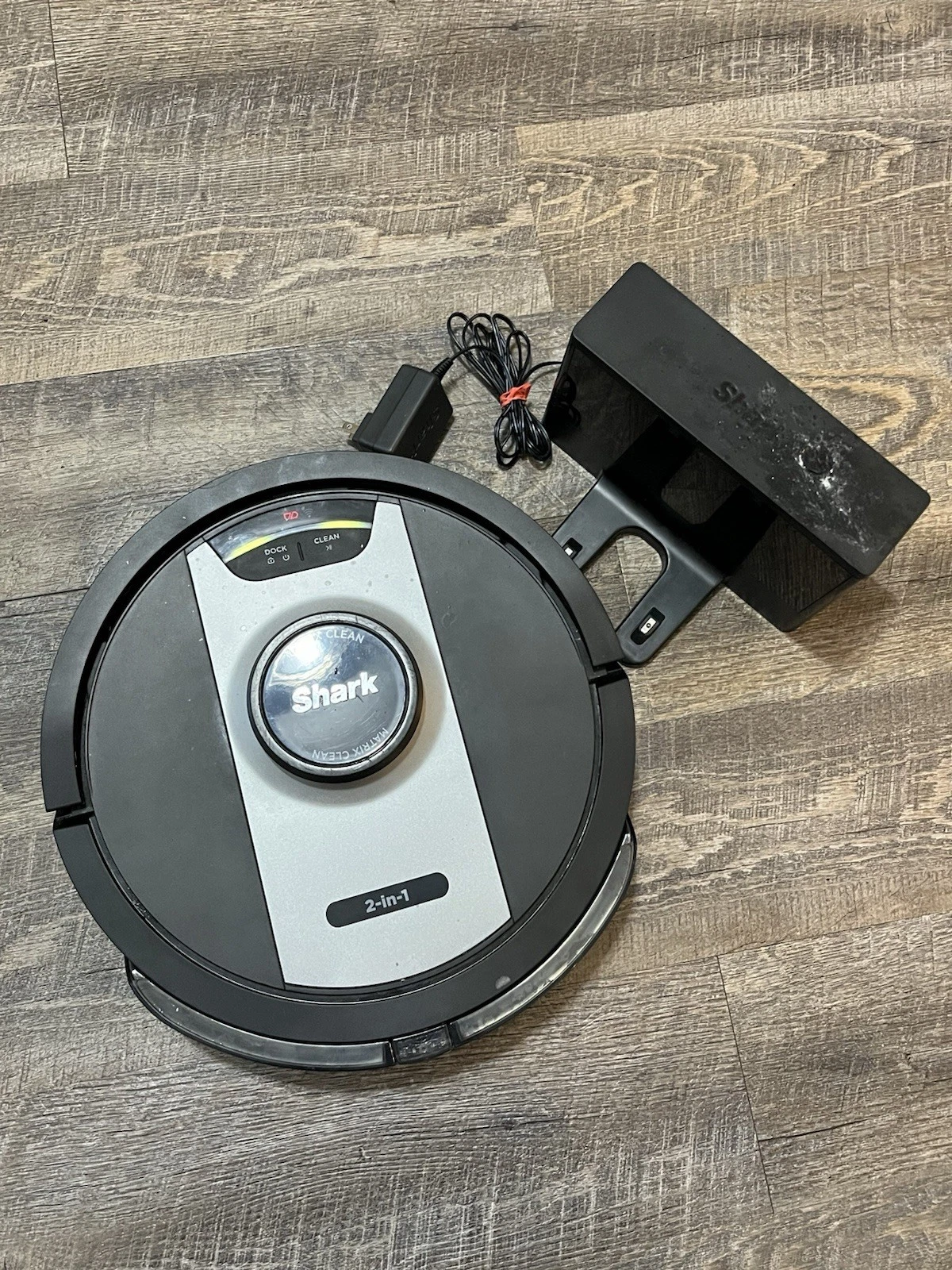 Shark R-RV2400WS Matrix Self-Empty Robot Vacuum & Mop - Turns On Untested