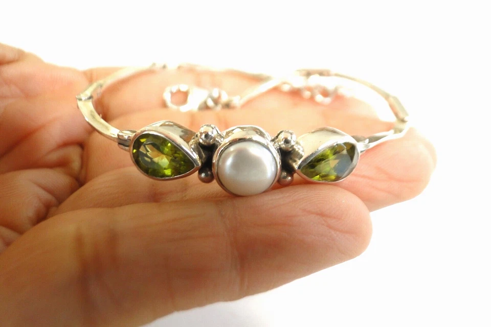Green Peridot White Mabe Pearl Trio Three Stone 925 Sterling Silver Bracelet - Image 2 of 4