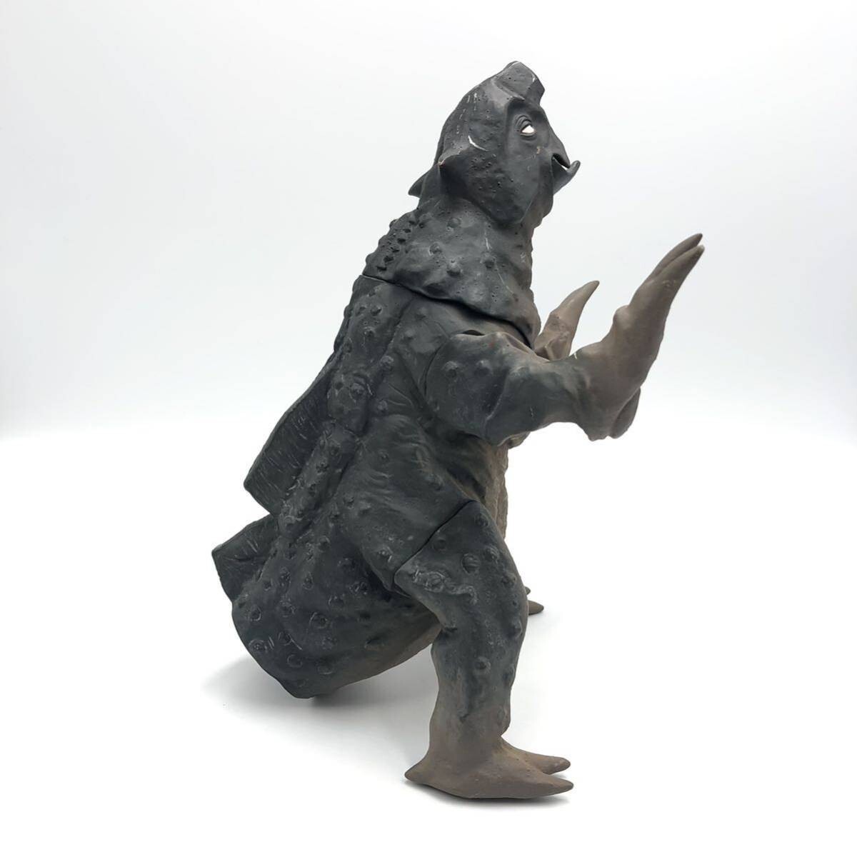 X-Plus Daikaiju Series Sand Jigoku Kaiju Saigo Color Ultraman