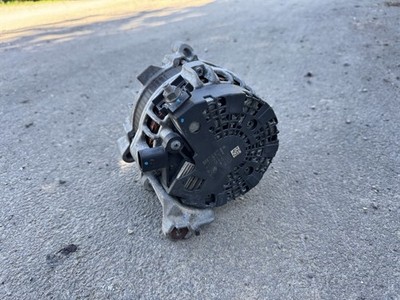 BMW F20 F21 F30 LCI M140i 340i Alternator Generator 180A BOSCH 8614276