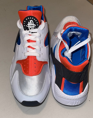 Women's Size 11 Nike Air Huarache White Bright Crimson, DV2220