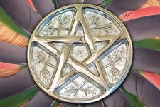 Pentacle & Leaf Silver Altar Paten for Offerings, Spells, Ritual, Charging Tile