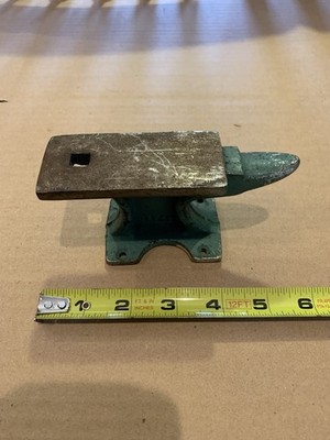 Vintage small 1 pound 8 oz 5 1/2 inch long jewelers hobbyist anvil good