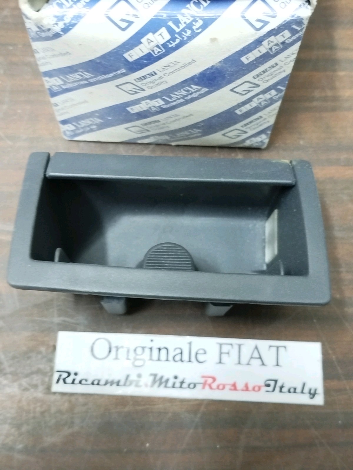Foto 22 di 24