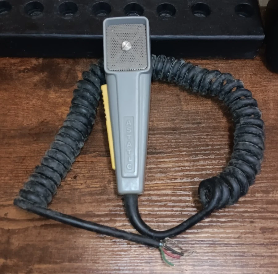 Preços baixos em Microfone Vintage Astatic equipamentos de Som