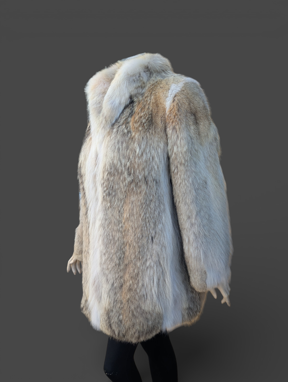 Coyote Jacket -Medium - image 3