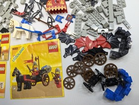 Lego Castle Lot Bundle Knights Knights Flags Parts 6080 6081 6074 6073