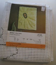 NEW Vintage Bernat Latch Hook Rug Pattern Flower Sculpture Hi-lo 24 x 36 1976