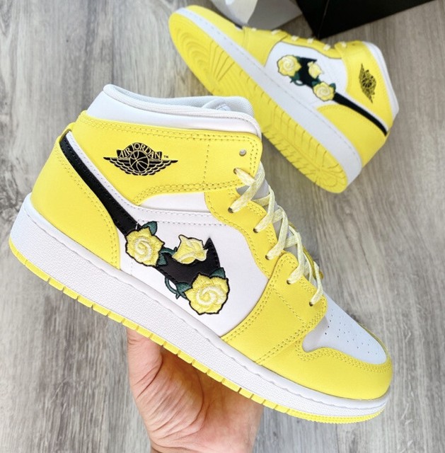 Nike Air Jordan AJ 1 Mid Youth 6 / Women's size 7.5 | eBay