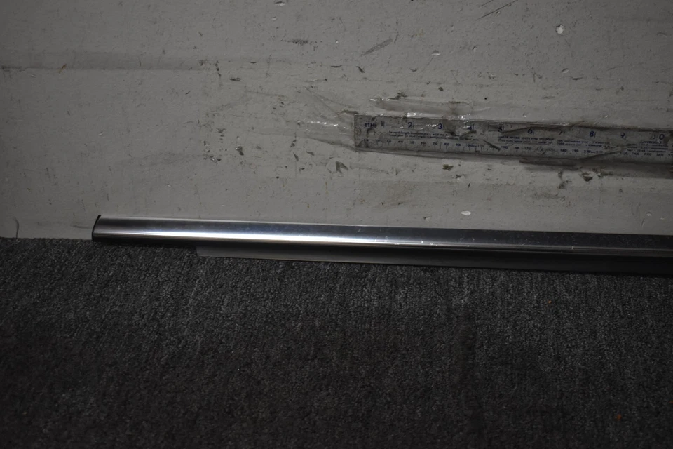 2010-2015 MERCEDES BENZ GLK350 4MATIC BELT WEATHER STRIP 工厂原始设备制造商 — 第 2/4 张图片