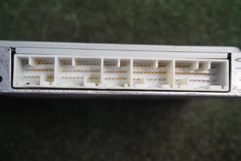 Módulo de control informático Toyota Avalon 2004 motor 3L OEM ECM 8966107373 Foto 3 de 4