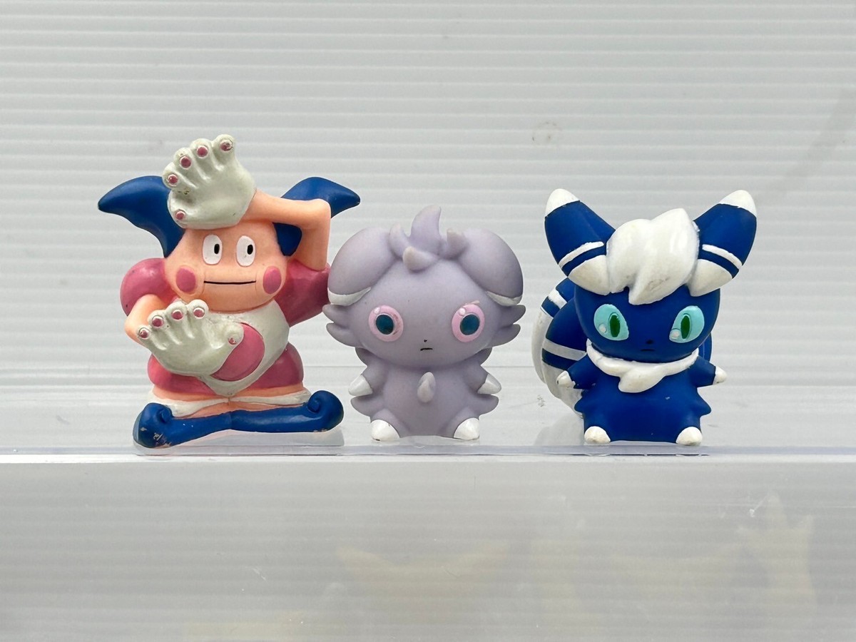 Japan BANDAI Pokemon Mr. Mime Meowstic Espurr Finger Puppet Figure