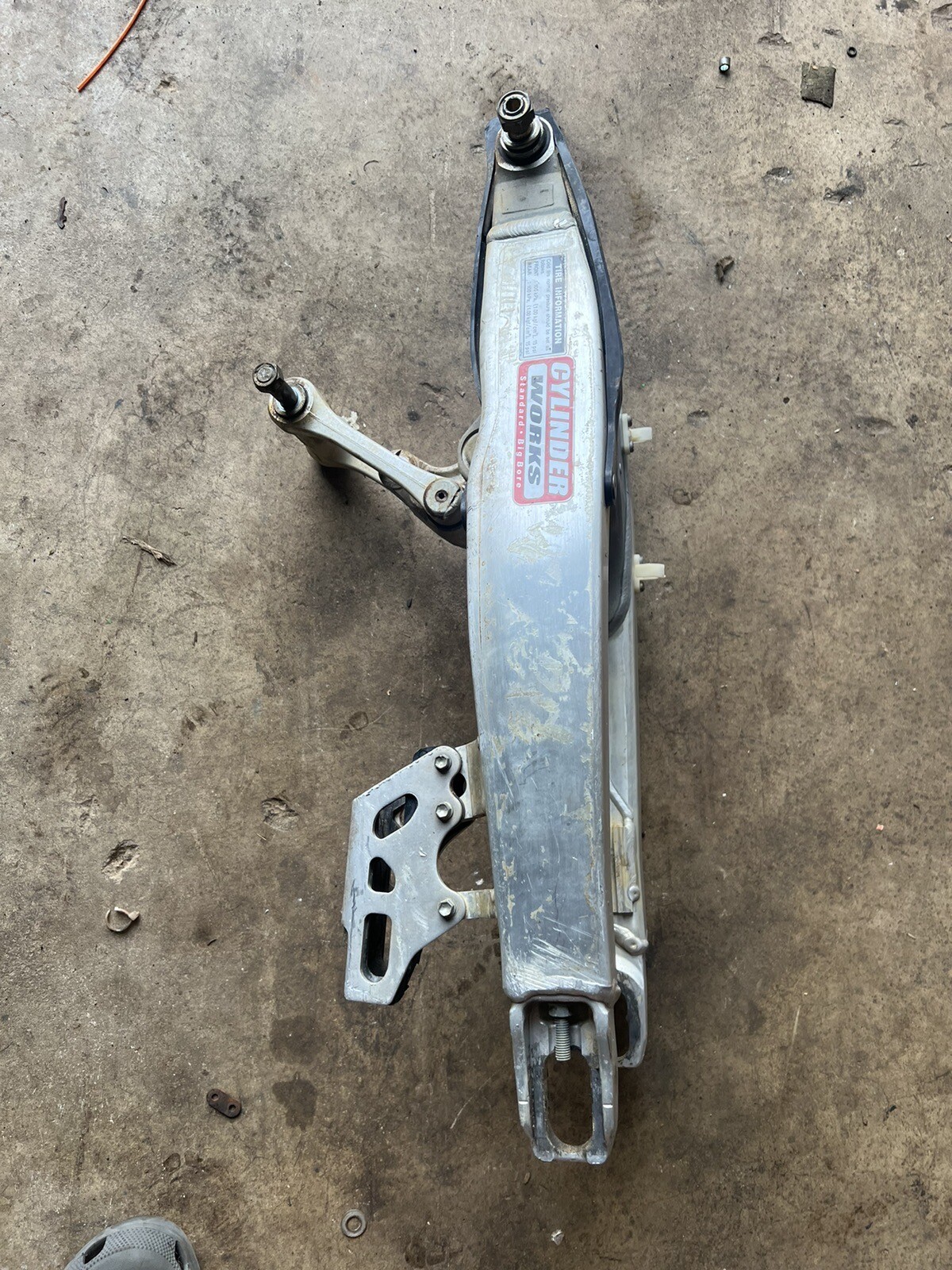 20142017 Yamaha YZ250F YZ450F YZ250FX YZ450FX OEM Swing Arm (Stock