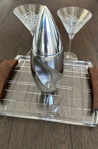 Fred Bould | A Nambe Twist Bowl #736 Designed By Fred Bould