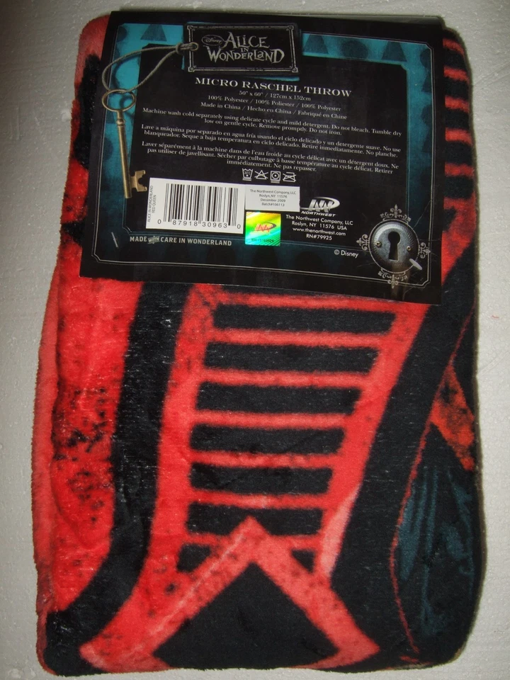 Alicia en el País de las Maravillas Malvada Reina Roja Peluche Polar Manta Disney Tim Burton Foto 3 de 4