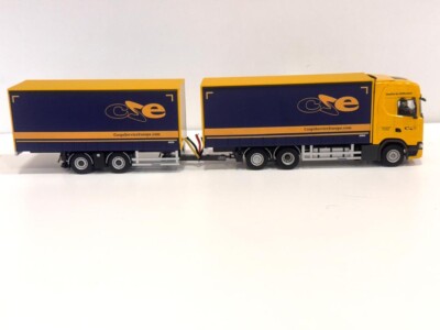 WSI 03-2052 Blanc Line Scania S Highline CS20H 6x2 Bâche Rigide 1/50