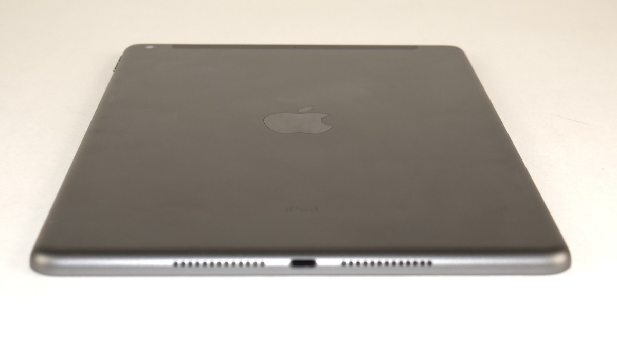 r*u様 ジャンク 第9世代 Wi-Fi+Cellular 256GB スペース Amazonリニュー Apple iPad第9世代256GB整備済み