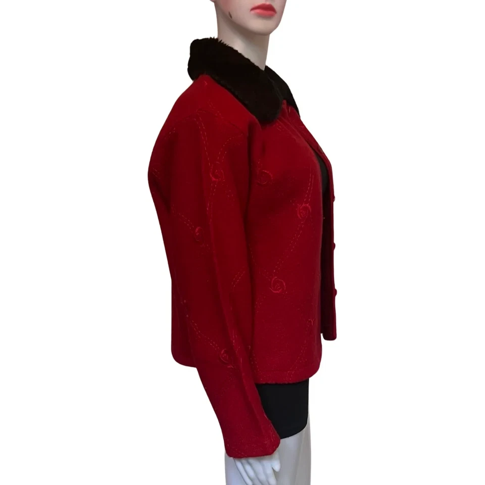 Vintage 1960s Red Wool Jacket With Removable Faux Fur Collar Sz M - Image 3 of 4