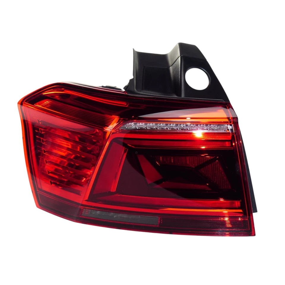 LED Heckleuchte links VW Passat B8 Variant ab 2020 dynamischer Blinker neu - Bild 2 von 4