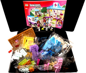 LEGO Junior Friends:✨Mia's Vet Clinic (10728) Upcycled/Retired✨CAREFULLY SHIPPED