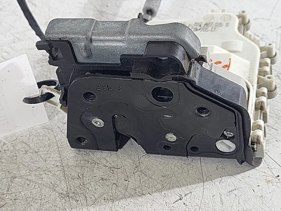 Mecanismo de bloqueo de puerta Audi A1 Sportback 5 puertas 15-2018 (pasajero delantero 8X2837015B P53 Foto 2 de 4