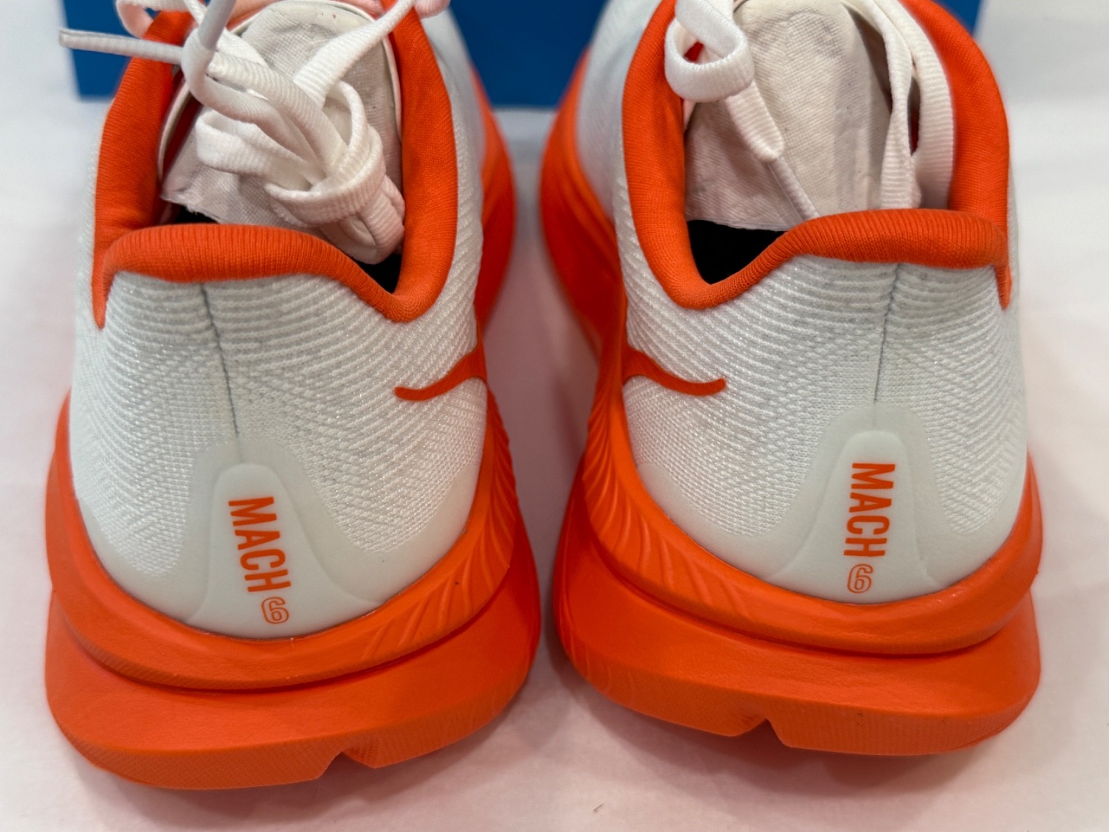 HOKA One One Mach 6 SZ 8 B Women’s 1147810 FLV  White thumbnail 3