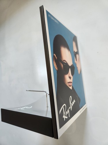 RAY-BAN COLECCIÓN INVERSA UNIDAD DE EXHIBICIÓN DE LOGOTIPO DE UNA PIEZA EN CARTÓN MULTICOLOR - Imagen 2 de 6