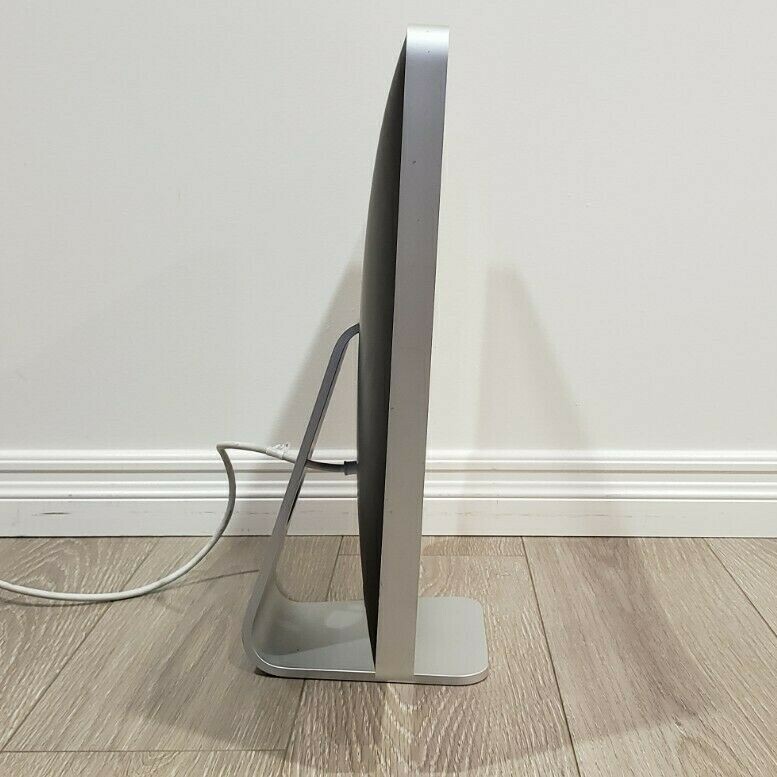 Good Condition Apple iMac Early 2008, 250GB Storage, 5GB RAM, 2.4