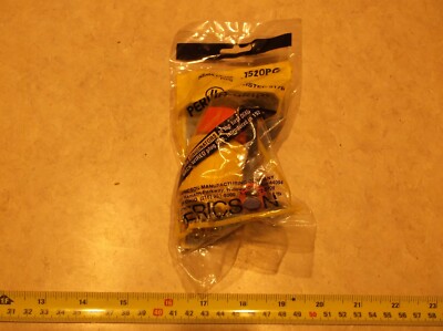 Ericson 1520-PG Twist Lock Plug 15A, 125V, A0101