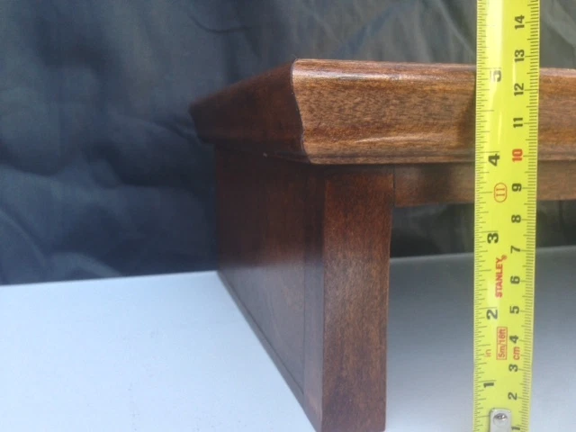 Soporte elevador para monitor de computadora/TV estilo tradicional madera de abedul Foto 4 de 4