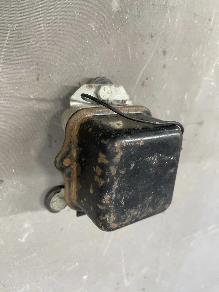 Corvette Impala Chevelle 1963-1967 regulador de voltaje GTO 442 Camaro Starfire OEM Foto 3 de 4