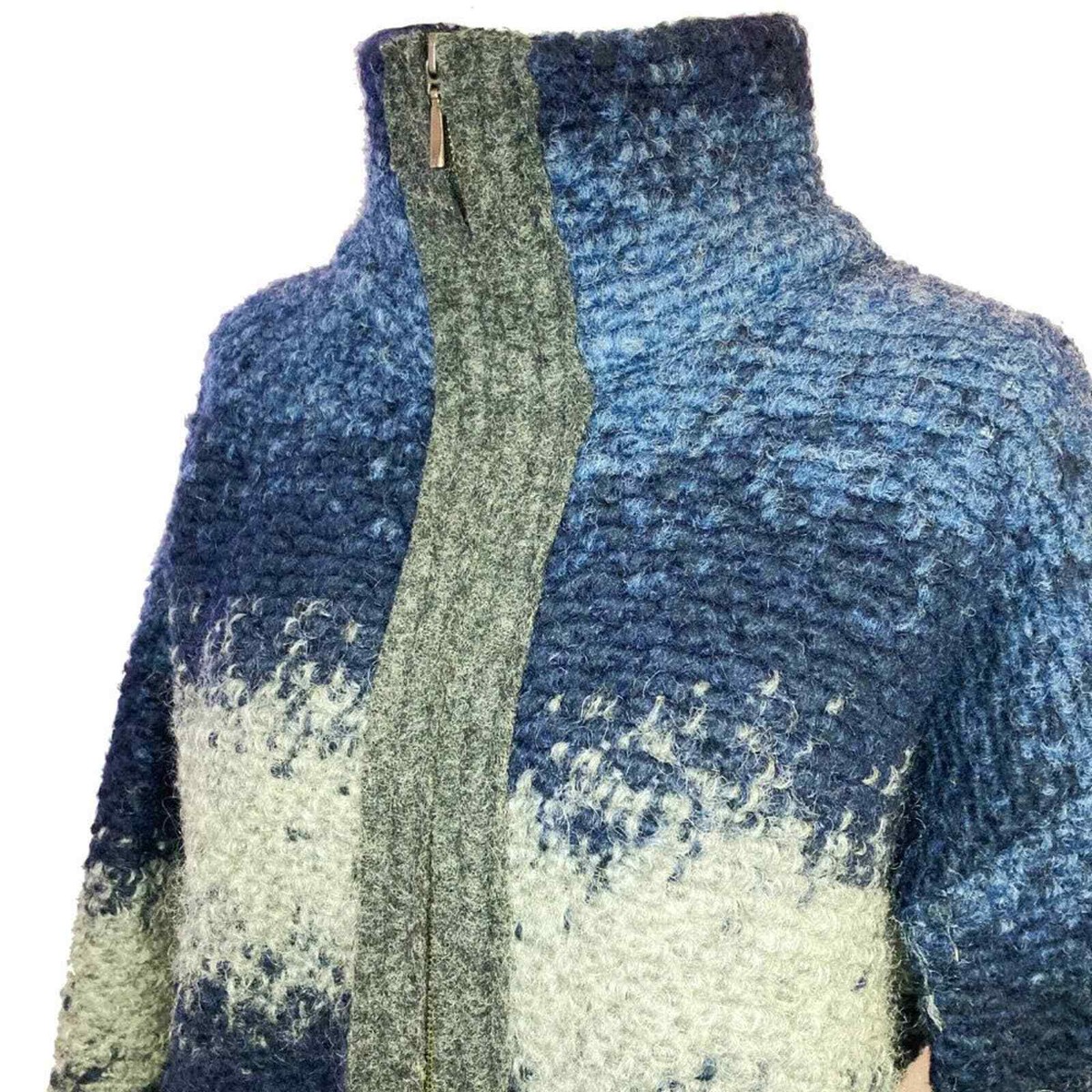 Le Phare de la Baleine Small Wool Blend High Neck Zip Sweater Coat Made in Italy View 3