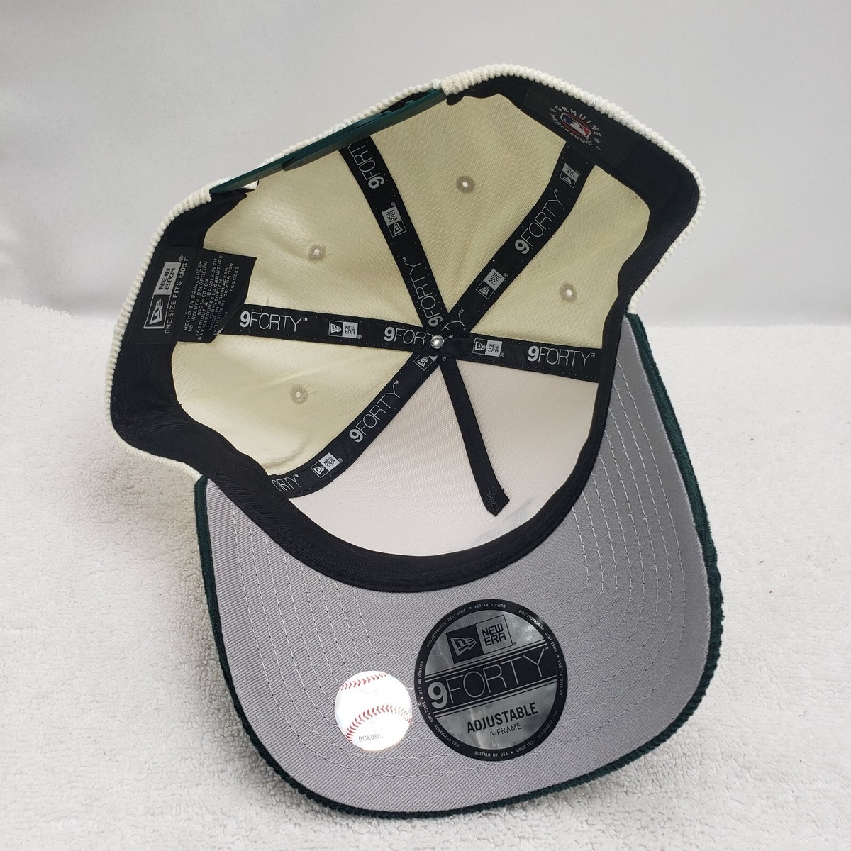 NEW ERA キャップ 帽子 9FORTY A-Frame Corduroy Snapback LA New Era Los Angeles Dodgers 'Chrome White Green' Corduroy