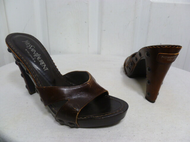 SANDALI YVES SAINT LAURENT RIVE GAUCHE MARRONE PELLE BORCHIE TACCO LEGNO 38 US 71⁄2