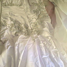 David's Bridal Plus 16 Strapless Fit & Flare White Beaded Wedding Gown