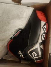 Fila MB Toddlers Boys Size 9 Sneakers Brand New