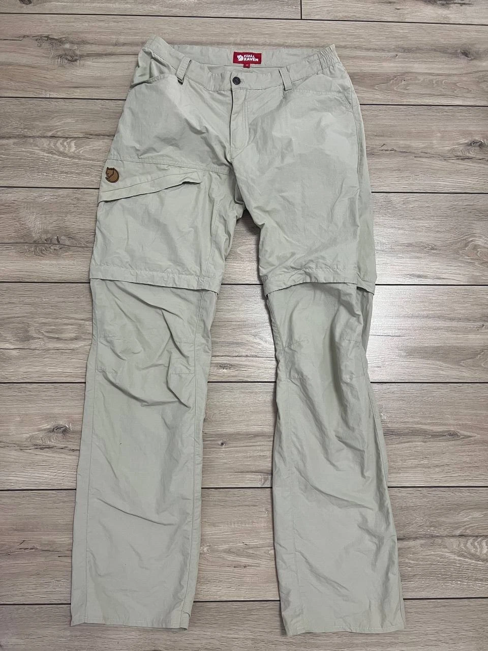 Women's Fjallraven Hiking Trekking Outdoor Pants Shorts 2in1 EUR 42
Opens in a new window or tab