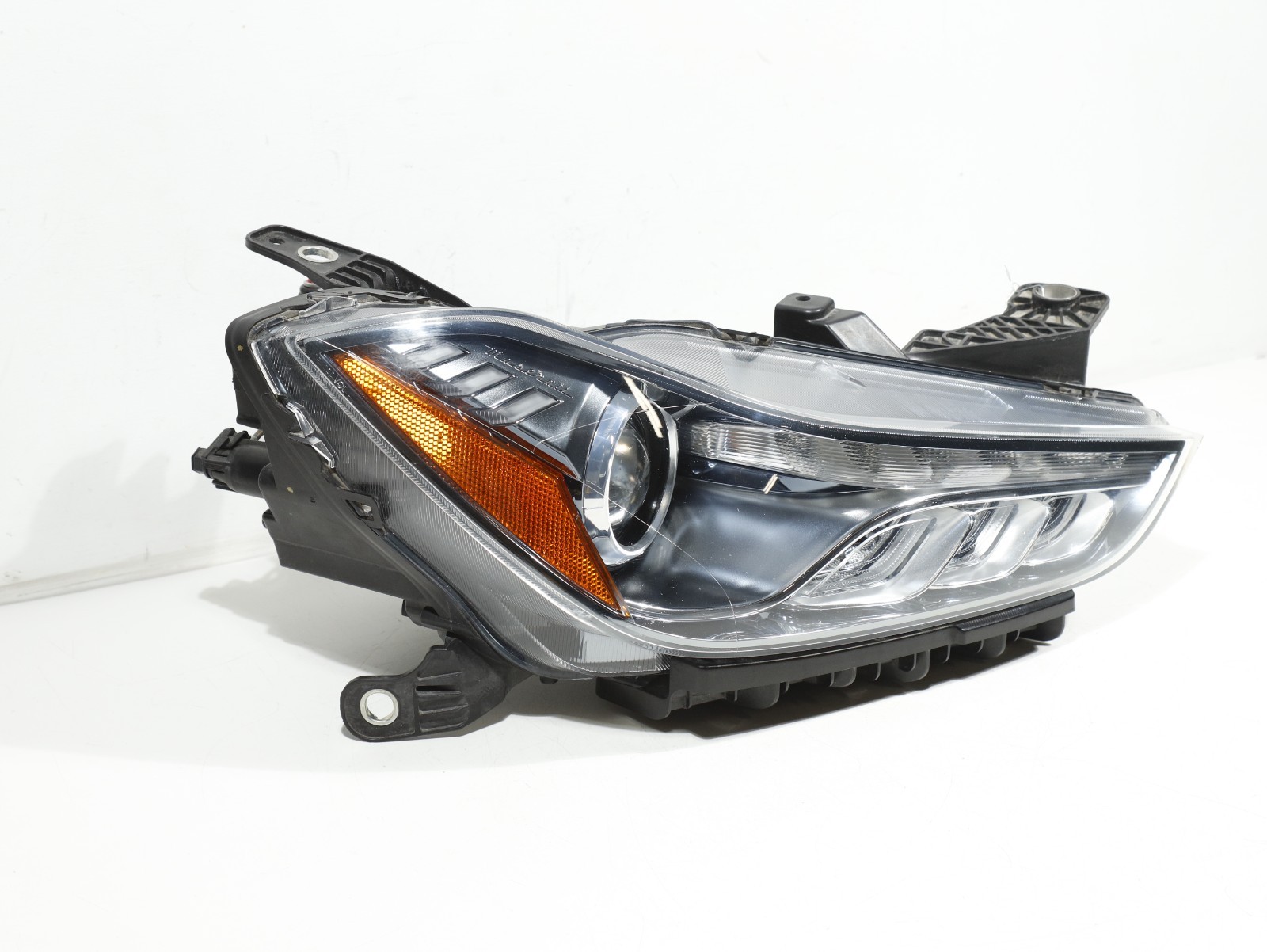2014-2017 Maserati Ghibli Right Passenger Side Xenon Non-AFS Headlight OEM 21k