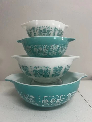 Vintage Pyrex Amish Butterprint Turquoise & White Nest 4 Cinderella Bowls
