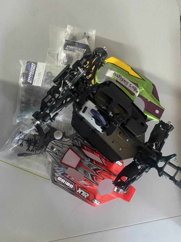 MUGEN SEIKI MBX7 1/8 Buggy Roller – Brand New Built, Never Run, Collector Grade - Image 4 of 4