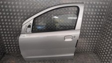 Porte avant et accessoires Nissan PIXO