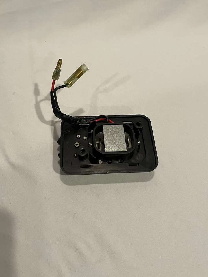 ✅1994-1997 Honda Passport Isuzu Rodeo Overhead Center Rear Dome Light BLACK OEM - Image 4 of 4