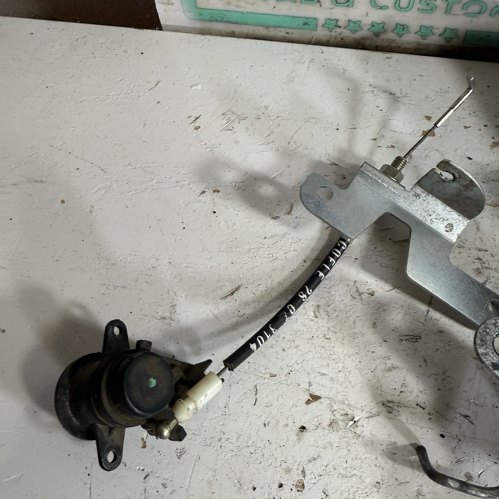 08 Maserati Quattroporte Lock & Key Set Ignition Doors Trunk M139