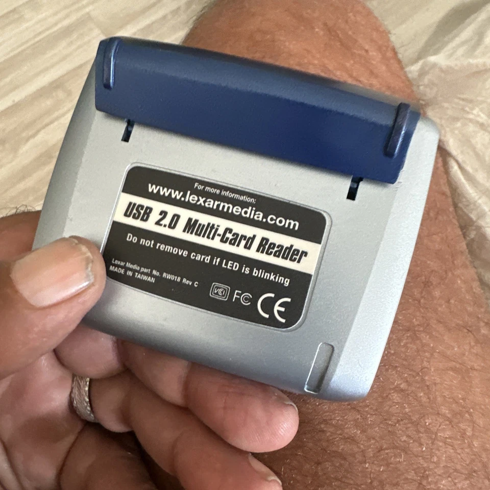 Lexar RW018 Silver USB 2.0 Multi-Card Reader & Intuit QuickBooks Reader NO CABLE - Image 4 of 4