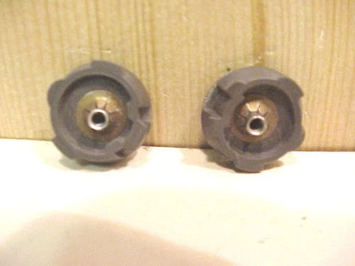 MERCURY COUGAR 1999 - 2002 PAINEL DE PORTA PARAFUSO OCULTAÇÃO CONJUNTO DE TAMPA DE PARAFUSO DE JOIA - Imagem 2 de 2