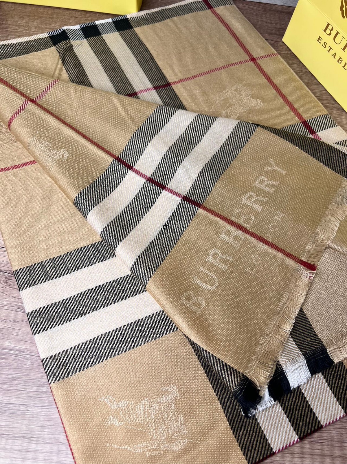 SCARF BURBERRY Cashmere Winter Beige Shawl Poncho Unisex Classic