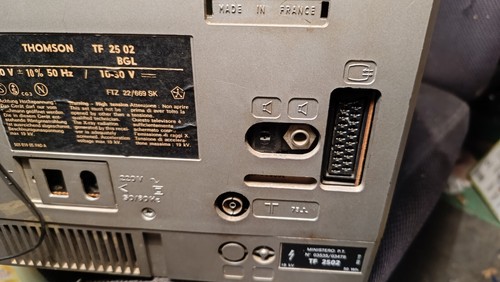Televisore TV CRT Thomson TF 25 02 Vintage Rare Portatile Con Scart - Imagen 7 de 11