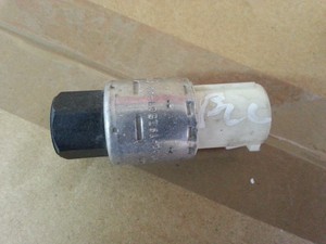 Ford Fiesta mk5 96-02 Puma 97-02 Air avec pressostat 95BW-19E561-AA