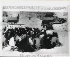 1968 Press Photo Israelis Detain Arabs for Interrogation, Gaza Strip - pim12323